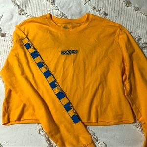 cropped vans t-shirt